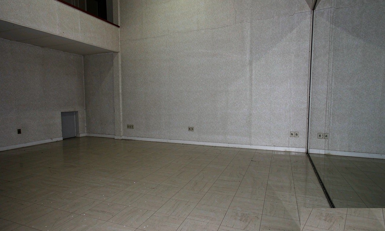 Spa & Massage wall panel project in Bali, Indonesia - before renovation